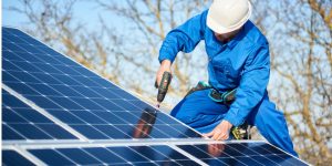 Installation Maintenance Panneaux Solaires Photovoltaïques à Alieze